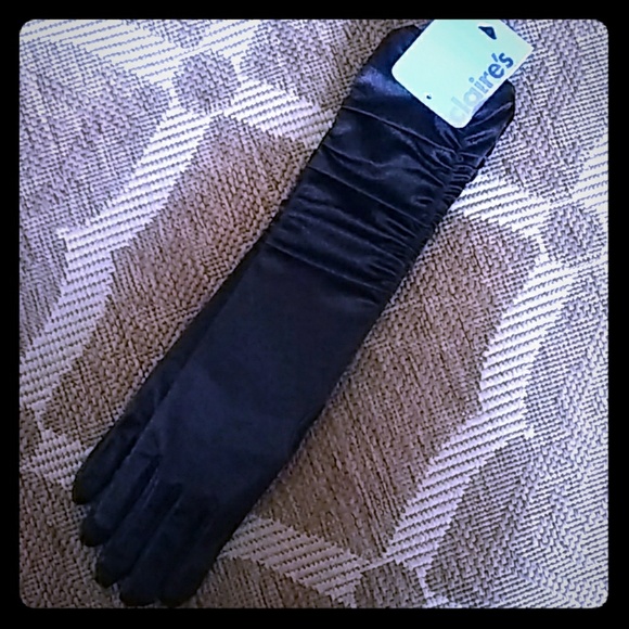 Lovely black gloves - Picture 1 of 4